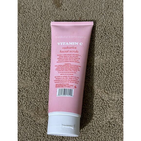 Beauty Concepts Vitamin C Radiance Facial Scrub 8 Fl oz - Picture 2 of 2